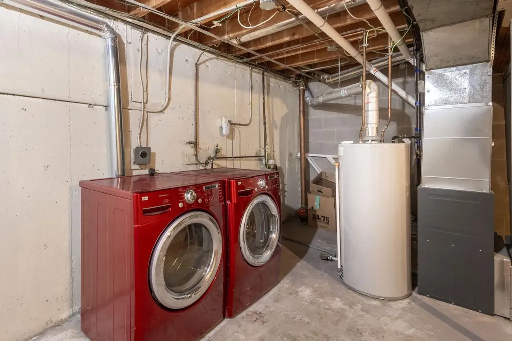 6147 Buckthorn Road NW Calgary AB T2K 2Z2