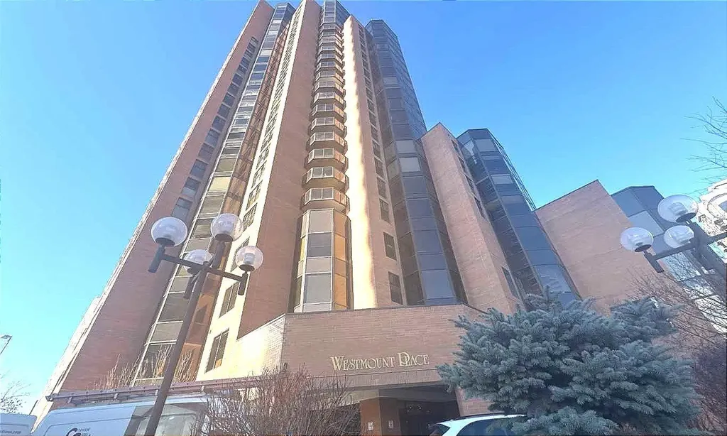 1100 8 Avenue SW Calgary AB T2P 3T8