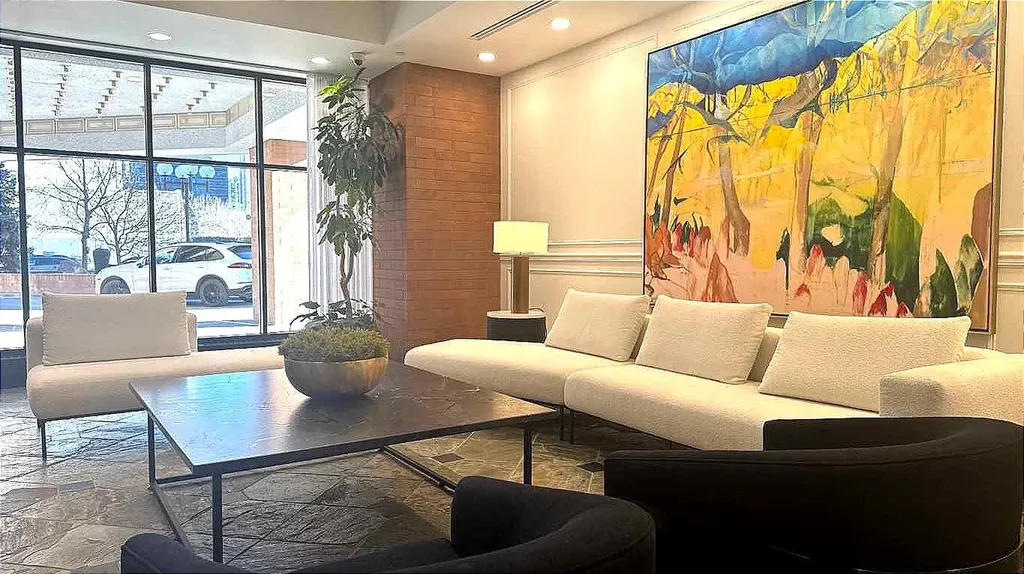 1100 8 Avenue SW Calgary AB T2P 3T8