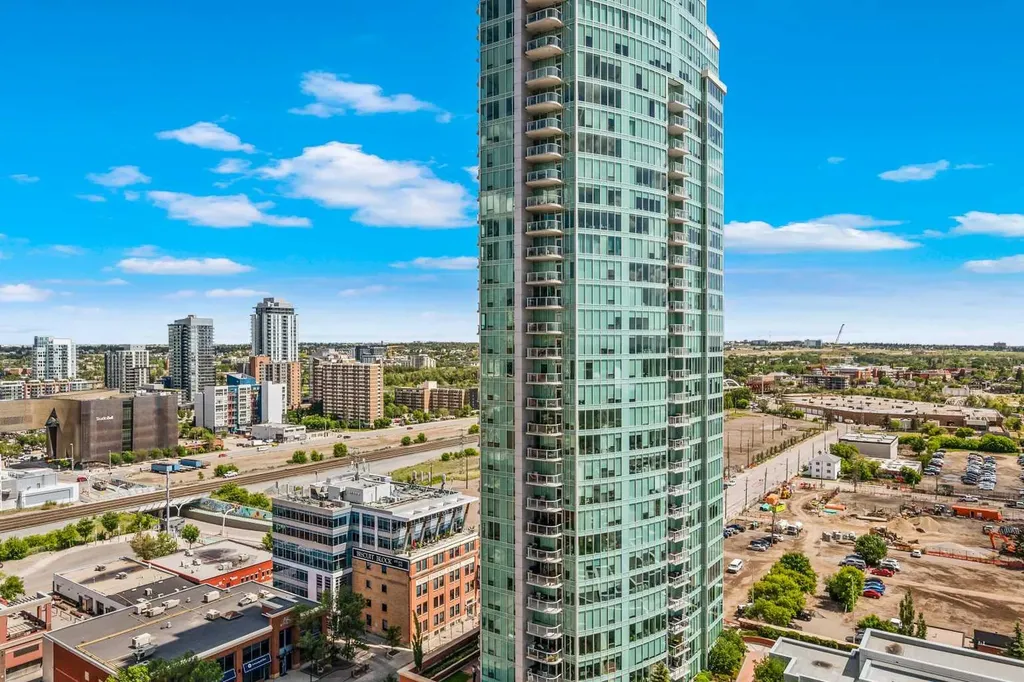 1188 3 Street SE Calgary AB T2G1H8