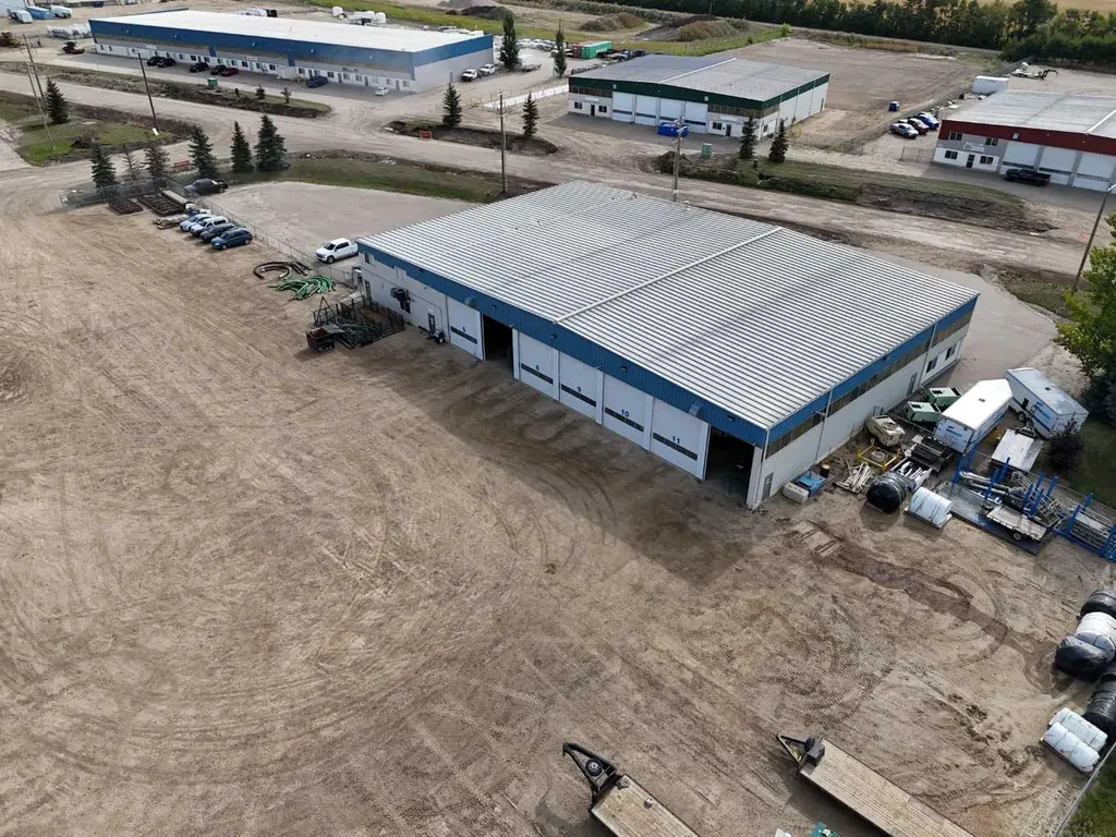 8 Van Der Horn Way Rural Red Deer County AB T4S 2M4