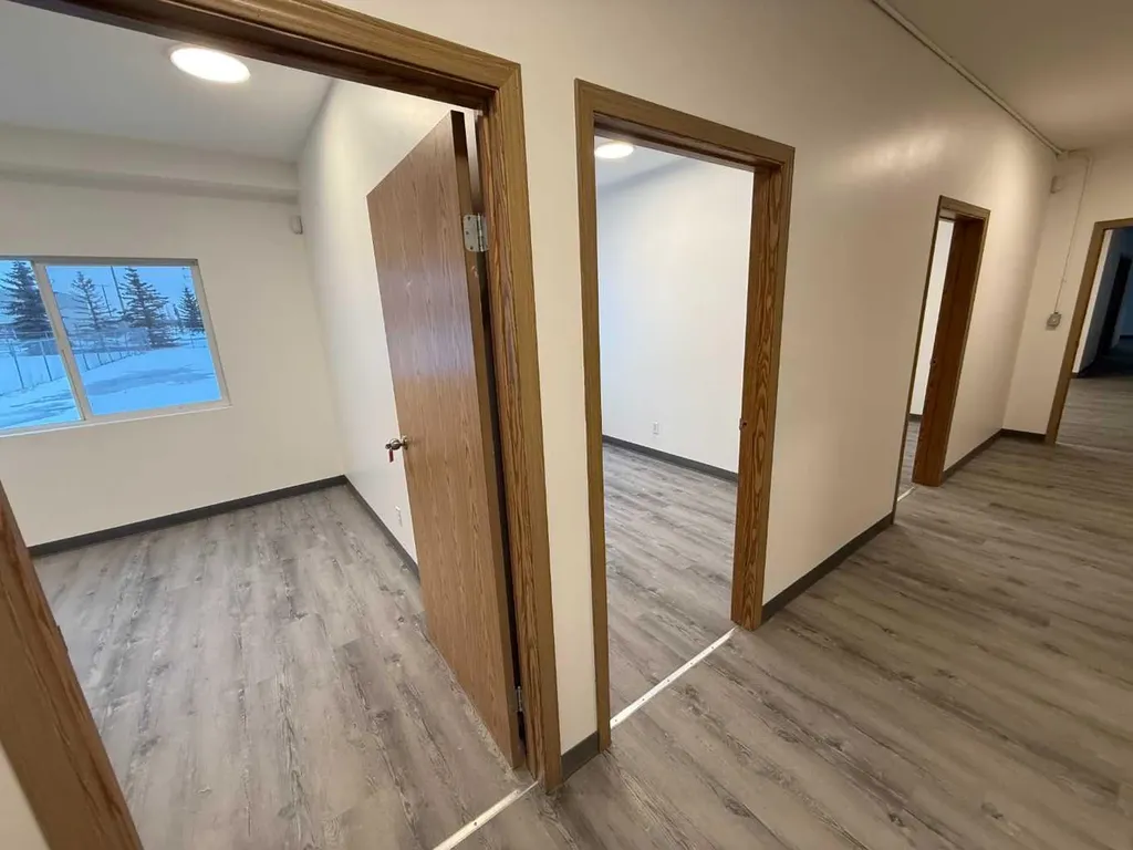 8 Van Der Horn Way Rural Red Deer County AB T4S 2M4