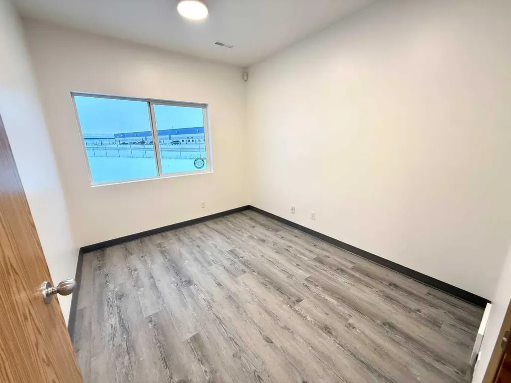 8 Van Der Horn Way Rural Red Deer County AB T4S 2M4