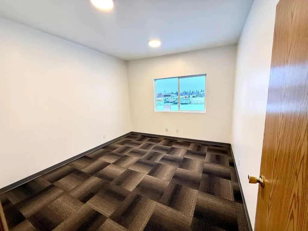 8 Van Der Horn Way Rural Red Deer County AB T4S 2M4