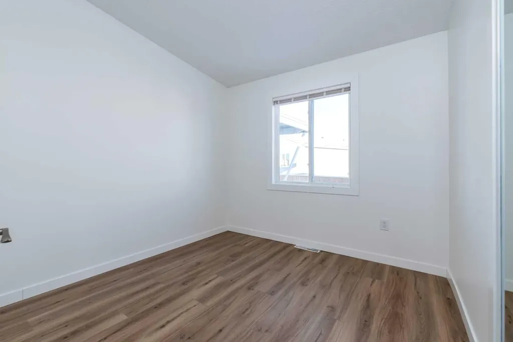 5308 57 Street Lloydminster AB T9V2A3