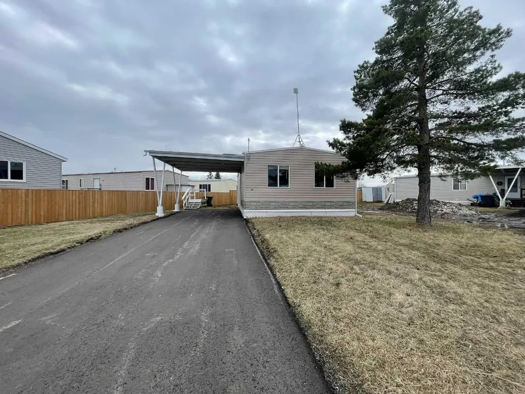 5308 57 Street Lloydminster AB T9V2A3