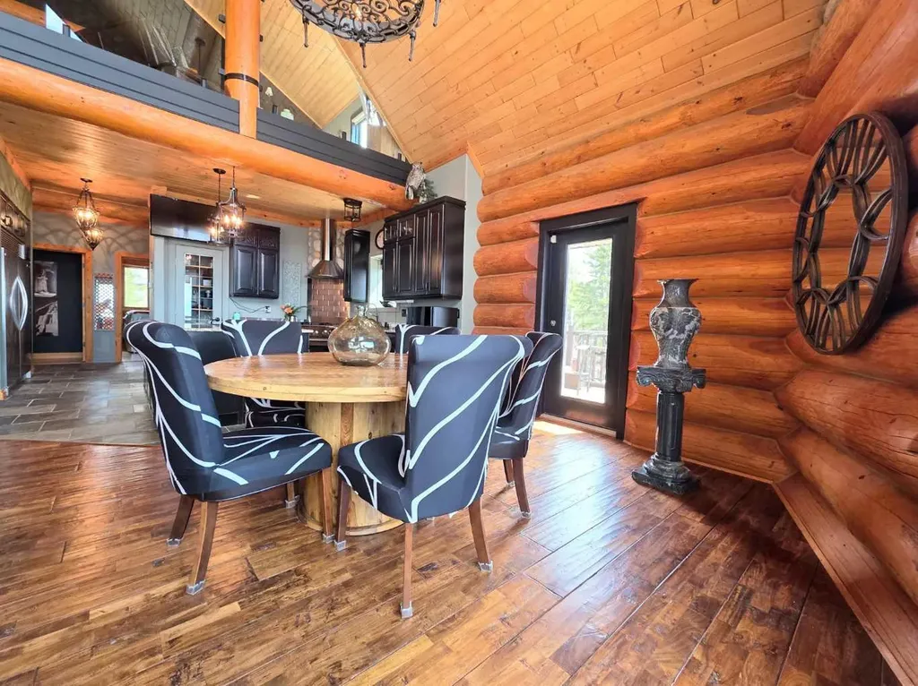 9 Upper Crescent Marten Beach AB T0G 2A0