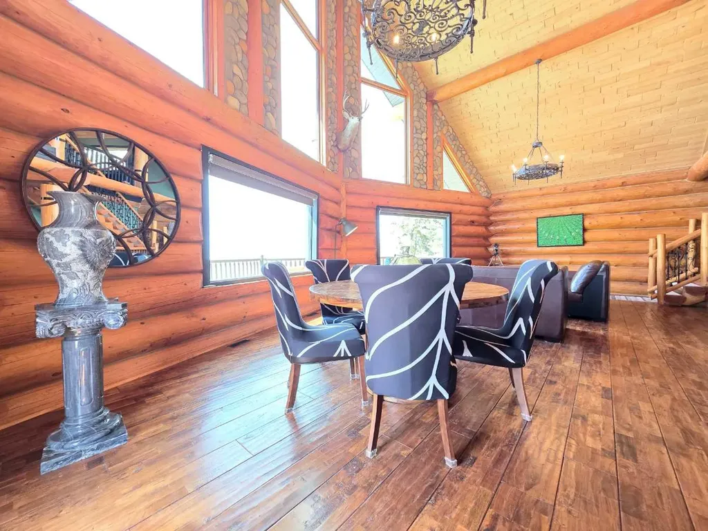 9 Upper Crescent Marten Beach AB T0G 2A0