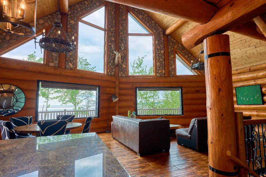 9 Upper Crescent Marten Beach AB T0G 2A0