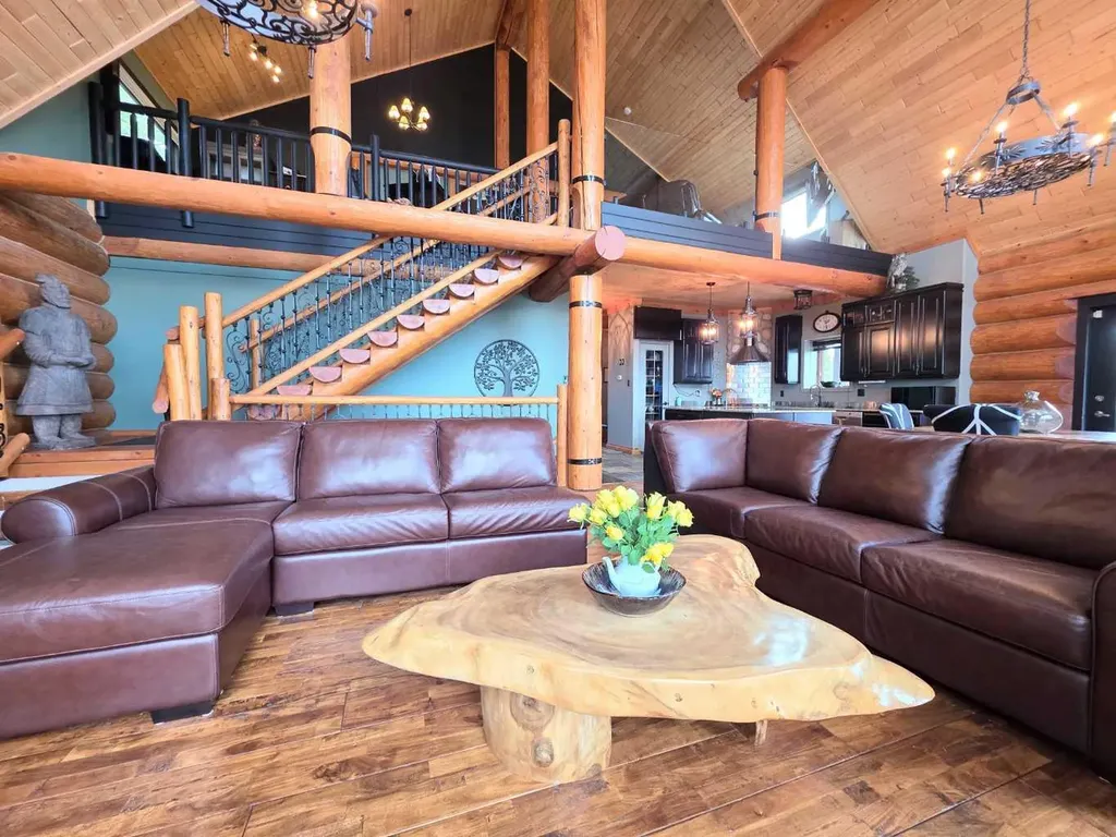 9 Upper Crescent Marten Beach AB T0G 2A0