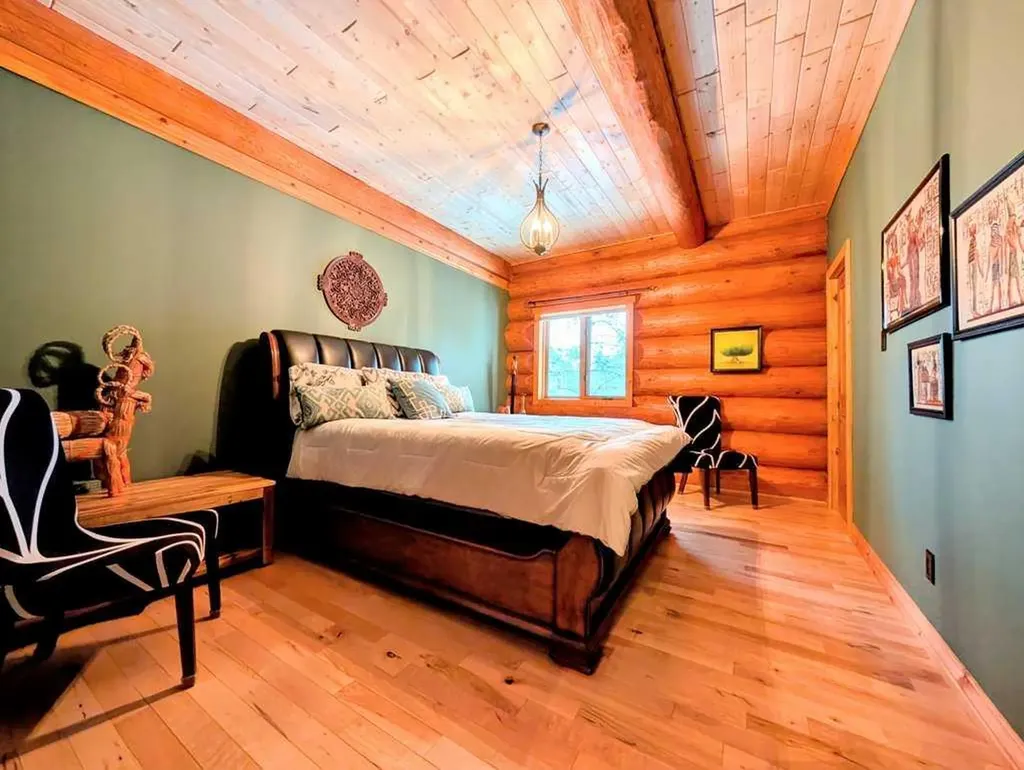 9 Upper Crescent Marten Beach AB T0G 2A0