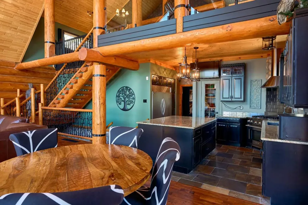 9 Upper Crescent Marten Beach AB T0G 2A0