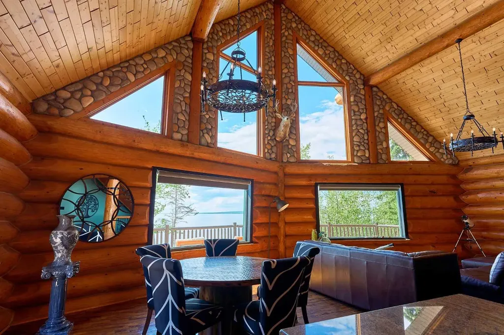9 Upper Crescent Marten Beach AB T0G 2A0