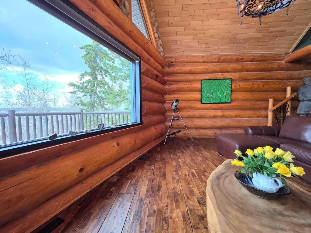 9 Upper Crescent Marten Beach AB T0G 2A0