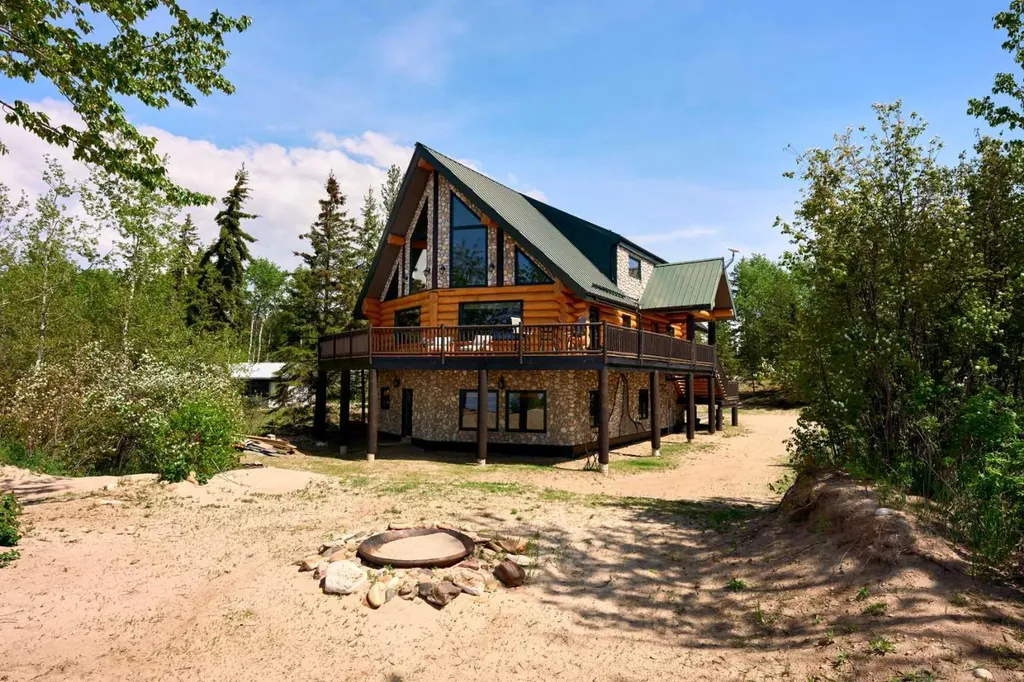 9 Upper Crescent Marten Beach AB T0G 2A0