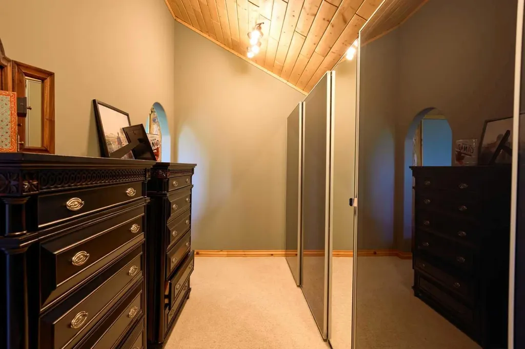 9 Upper Crescent Marten Beach AB T0G 2A0