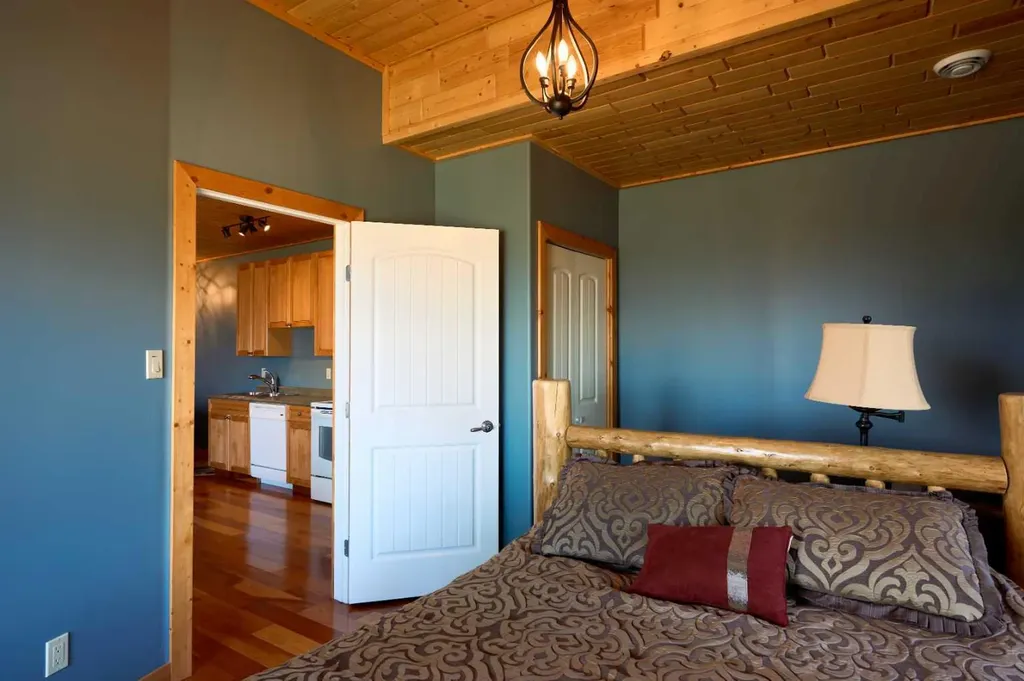 9 Upper Crescent Marten Beach AB T0G 2A0