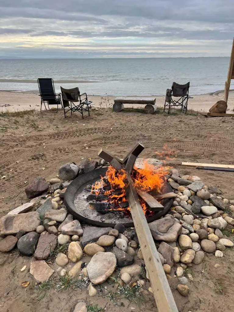 9 Upper Crescent Marten Beach AB T0G 2A0