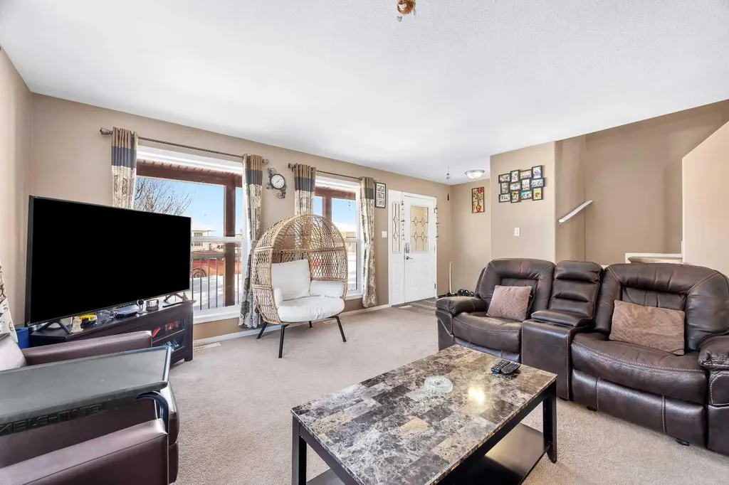 1820 49 Avenue Lloydminster SK S9V 1T2