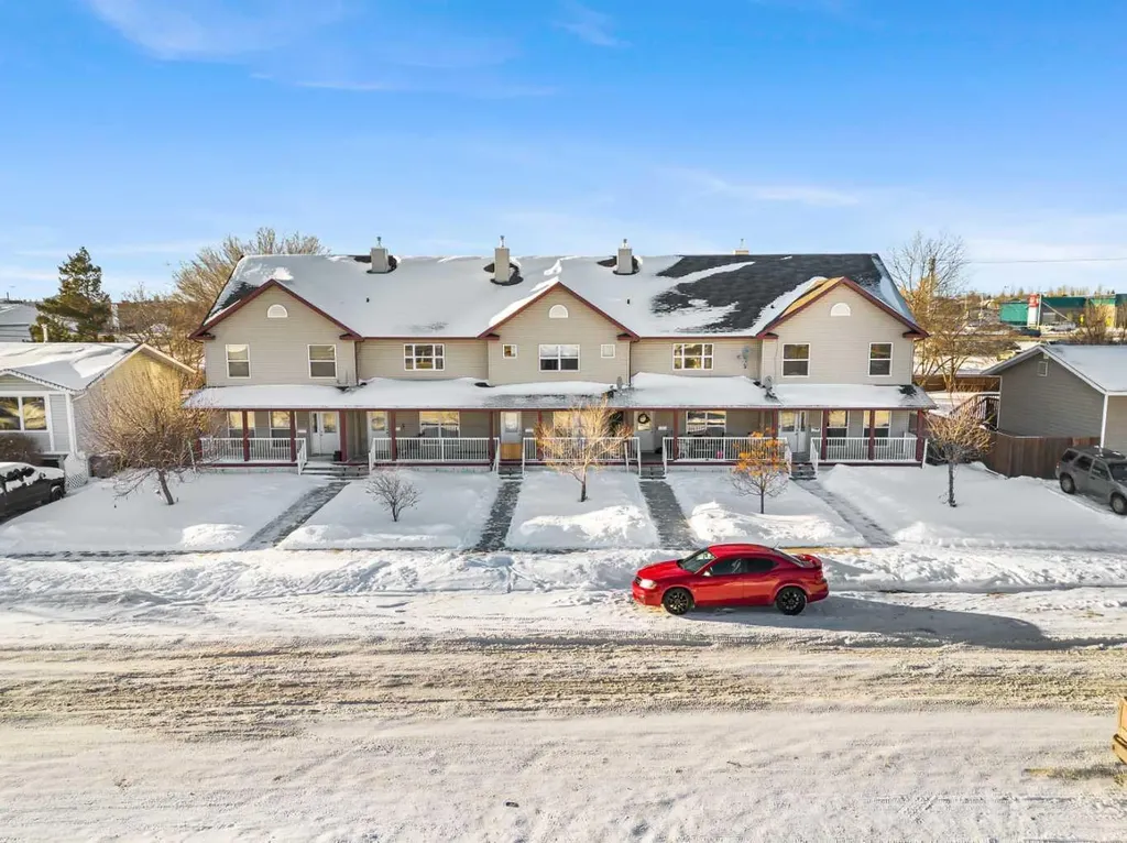 1820 49 Avenue Lloydminster SK S9V 1T2