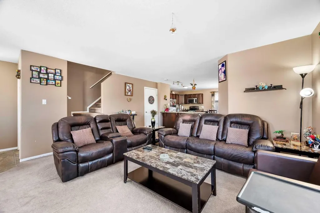 1820 49 Avenue Lloydminster SK S9V 1T2