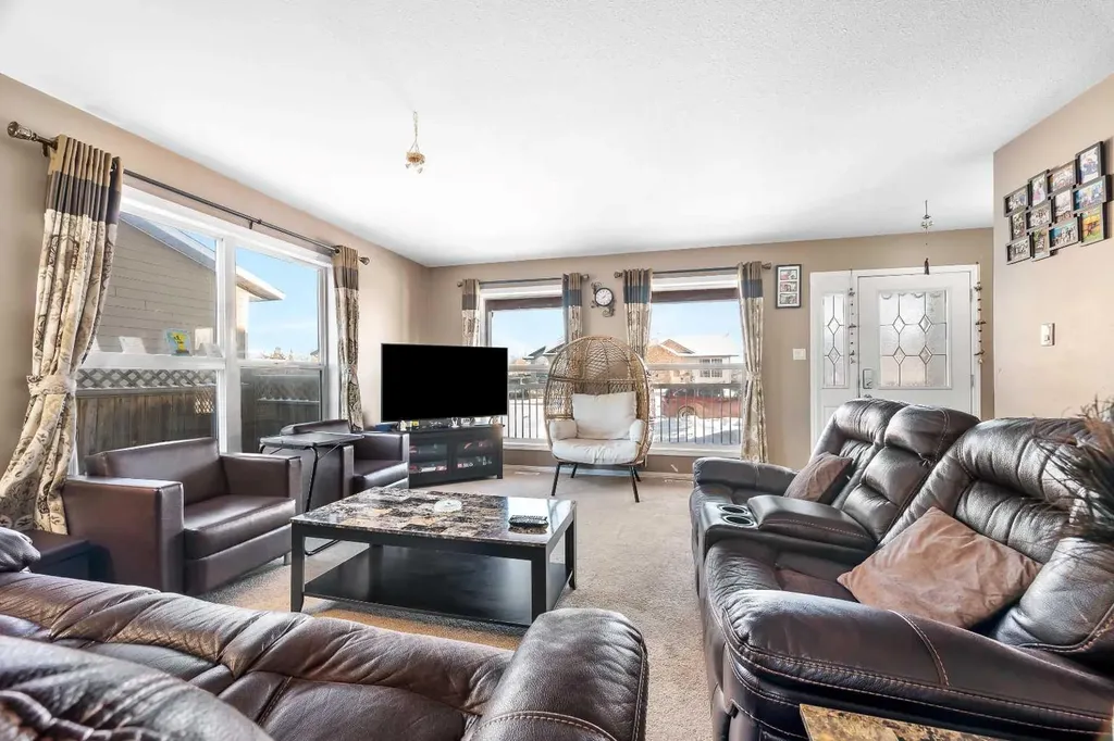 1820 49 Avenue Lloydminster SK S9V 1T2