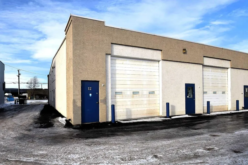 107 Swanson Drive Hinton AB T7V 1H1