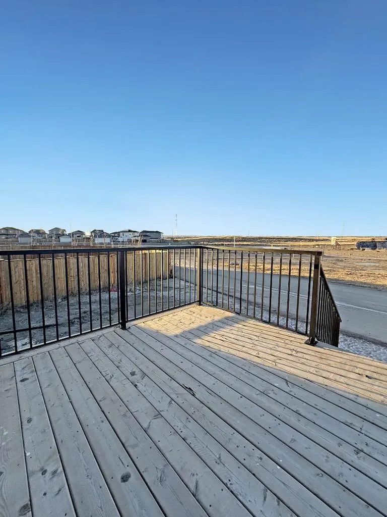 951 41 Avenue N Lethbridge AB T1H 7G9