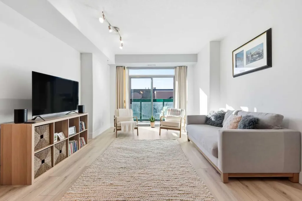836 15 Avenue SW Calgary AB T2R1S2