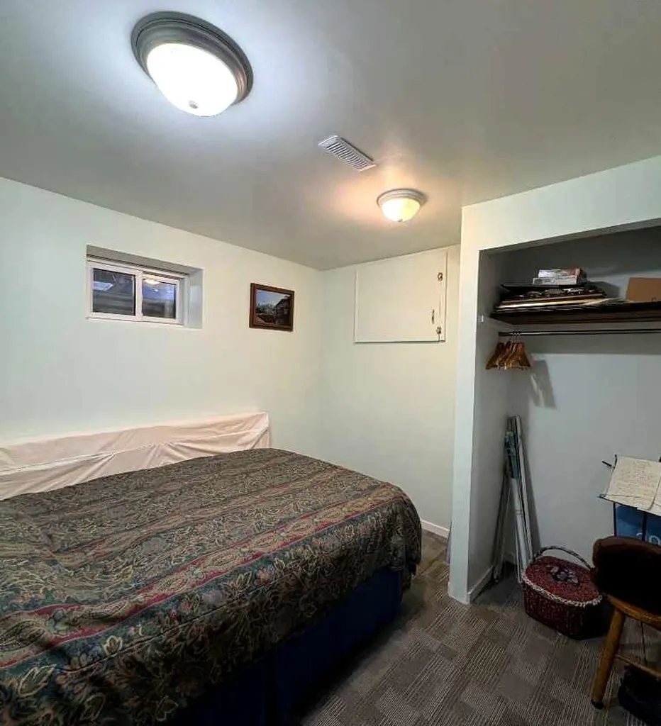 4910 49 Avenue S Eaglesham AB T0H1H0