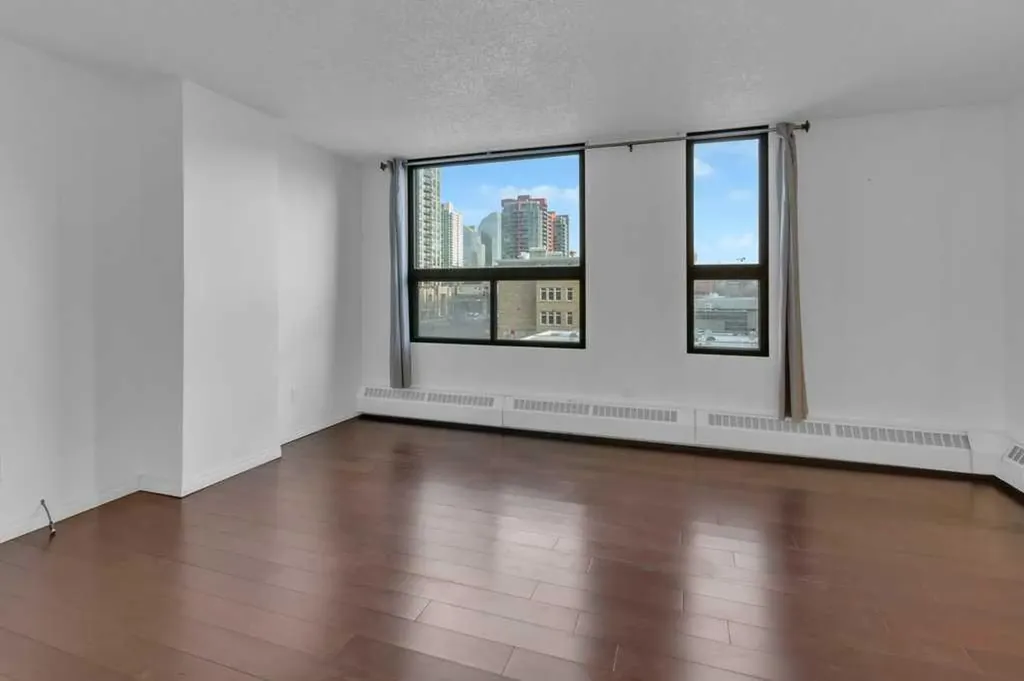 1202 13 Avenue SW Calgary AB T3C0T1