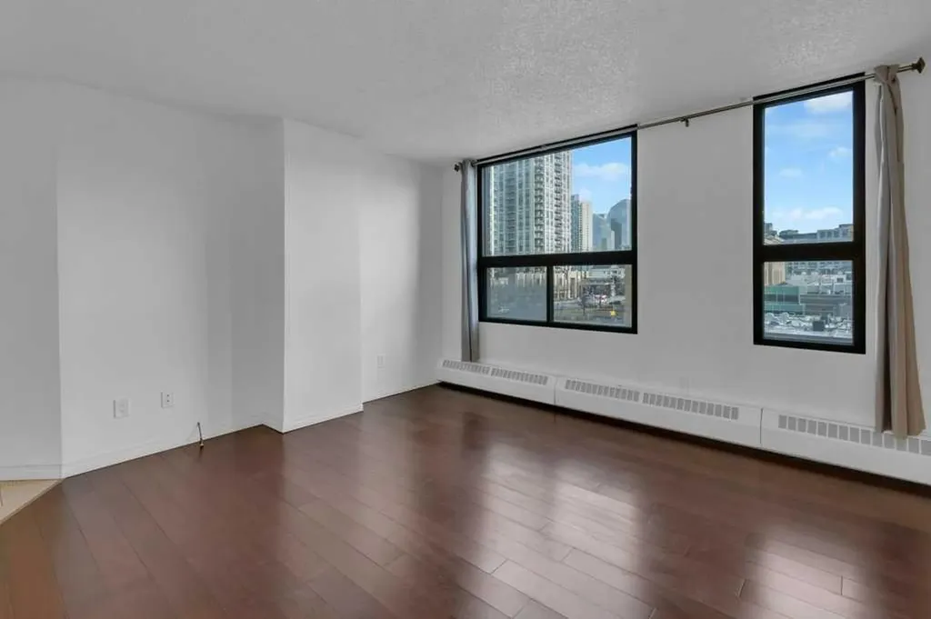 1202 13 Avenue SW Calgary AB T3C0T1