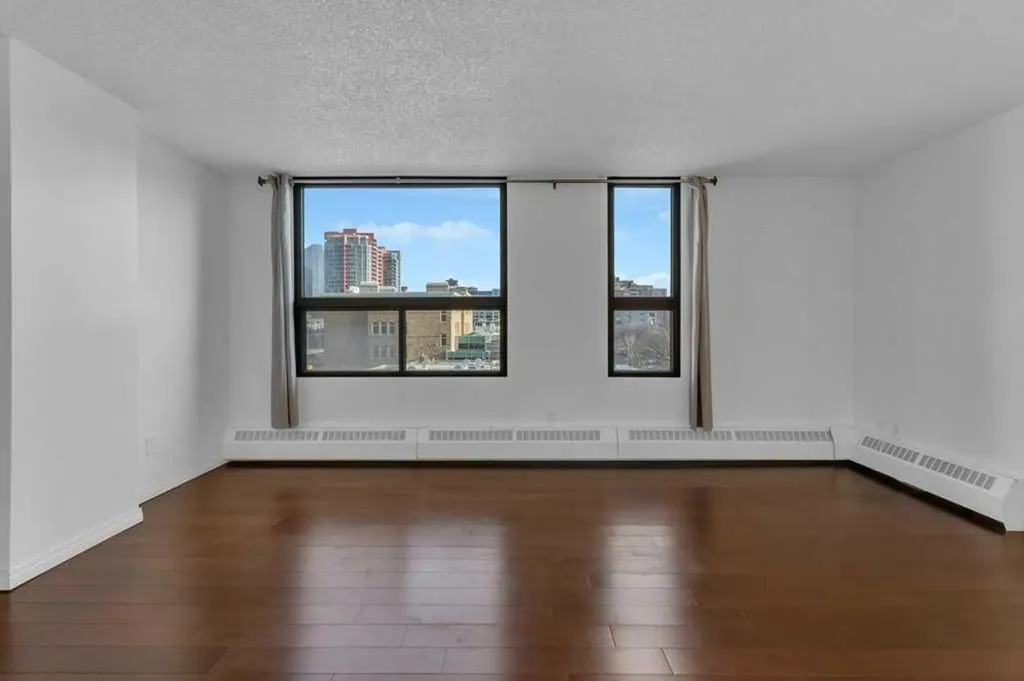 1202 13 Avenue SW Calgary AB T3C0T1