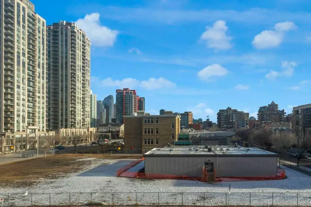 1202 13 Avenue SW Calgary AB T3C0T1