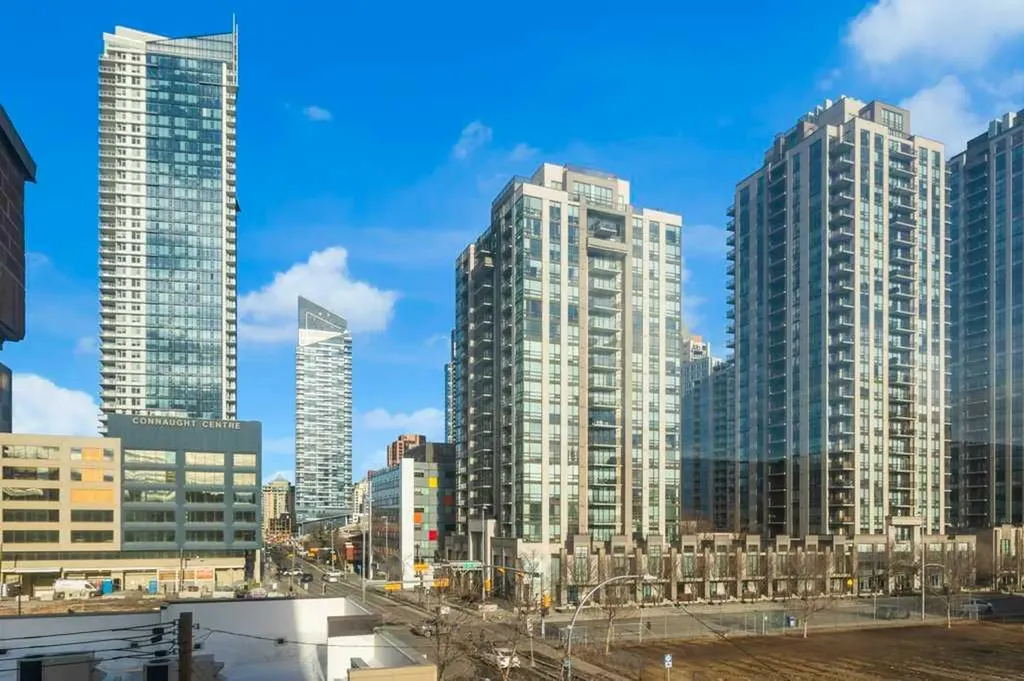 1202 13 Avenue SW Calgary AB T3C0T1