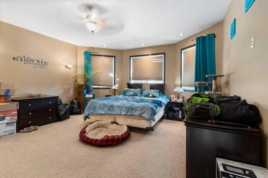 2120 18 Avenue Delburne AB T0M 0V0