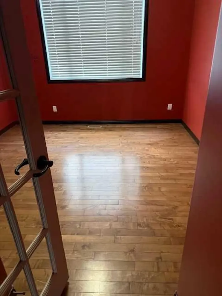 2120 18 Avenue Delburne AB T0M 0V0