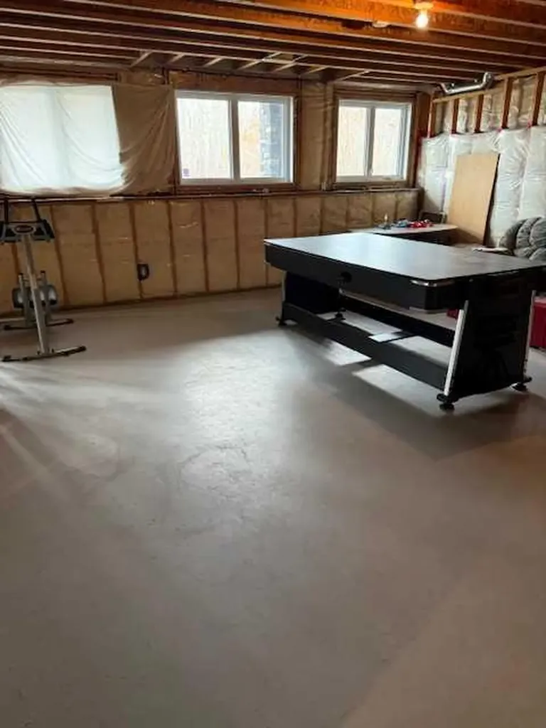 2120 18 Avenue Delburne AB T0M 0V0