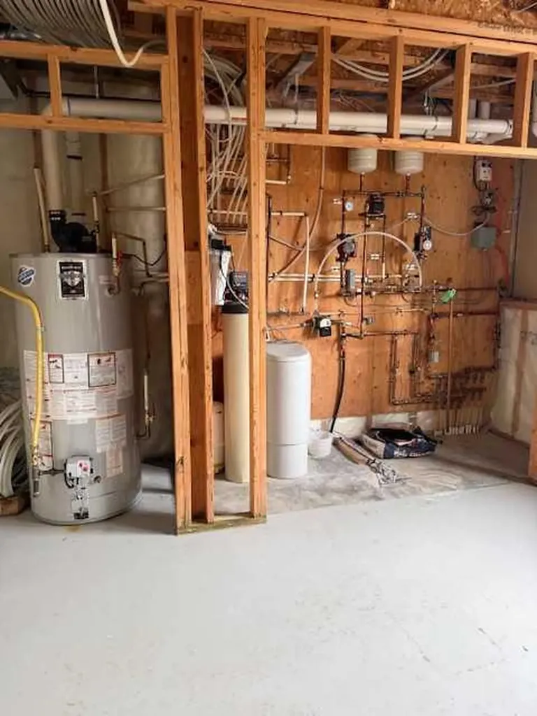 2120 18 Avenue Delburne AB T0M 0V0