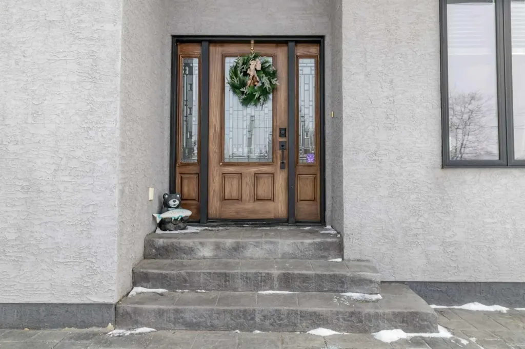 2120 18 Avenue Delburne AB T0M 0V0