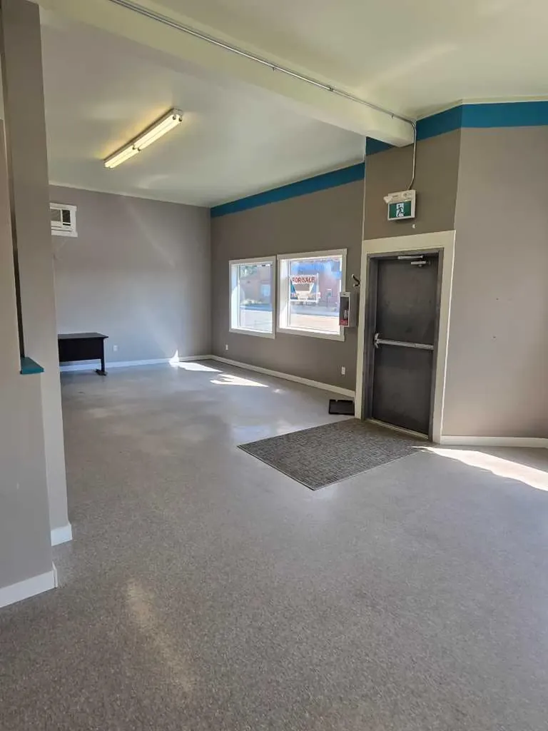 4916 50 Street Sangudo AB T0E 2A0
