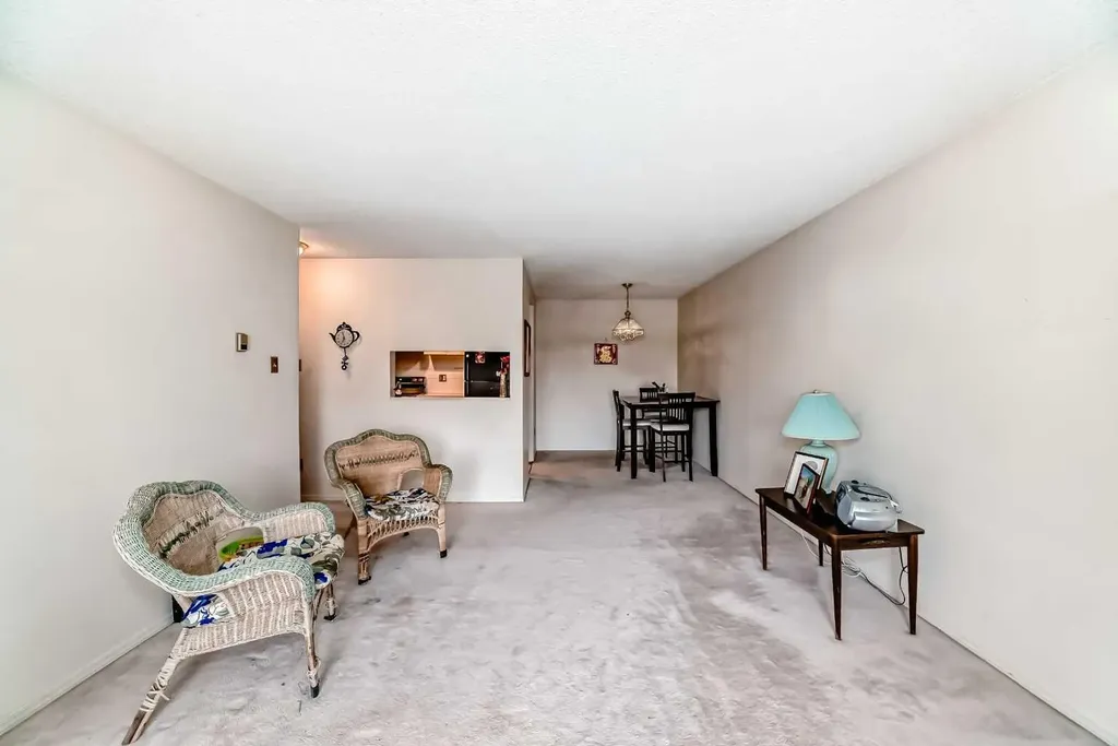 723 57 Avenue SW Calgary AB t2v4z3