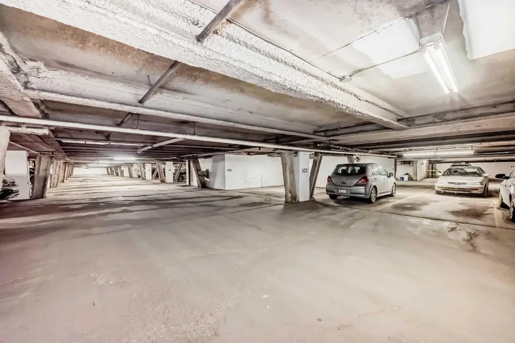 723 57 Avenue SW Calgary AB t2v4z3