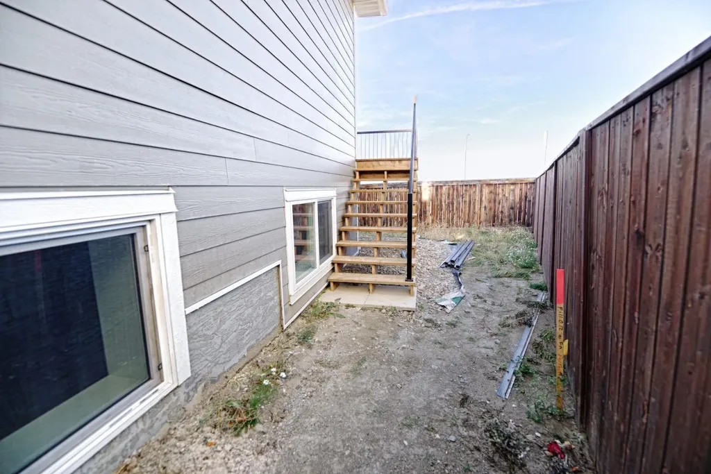 375 Skeena Crescent W Lethbridge AB T1J 5G9