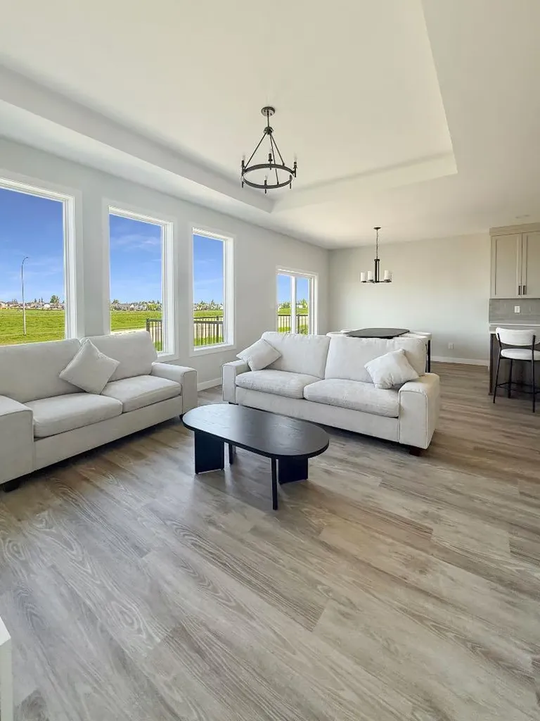 375 Skeena Crescent W Lethbridge AB T1J 5G9