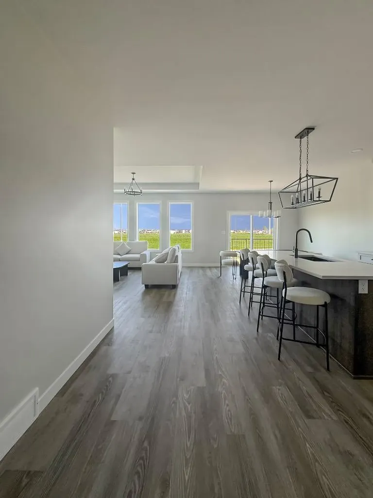 375 Skeena Crescent W Lethbridge AB T1J 5G9