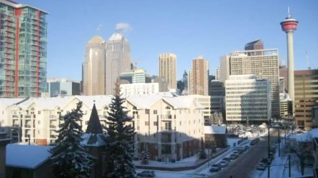 108 15 Avenue SE Calgary AB T2G 5R9