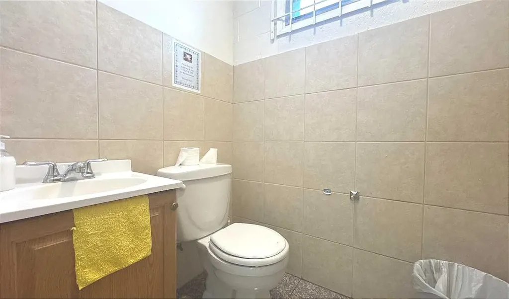 1710 Centre Street NE Calgary AB T2E 2S7