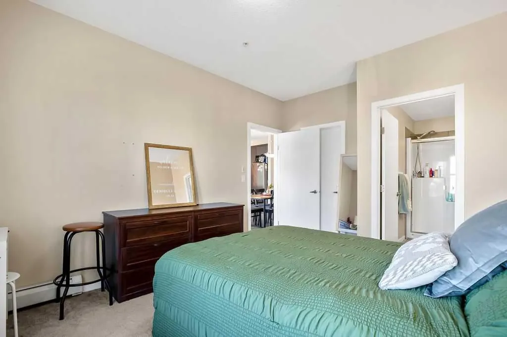402 Marquis Lane SE Calgary AB T3M 2G7