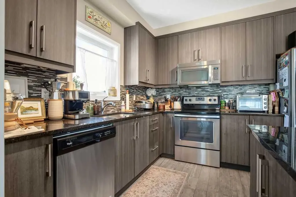 402 Marquis Lane SE Calgary AB T3M 2G7